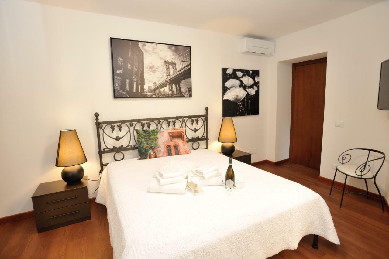 Amanti Due Apartments Верона Екстериор снимка